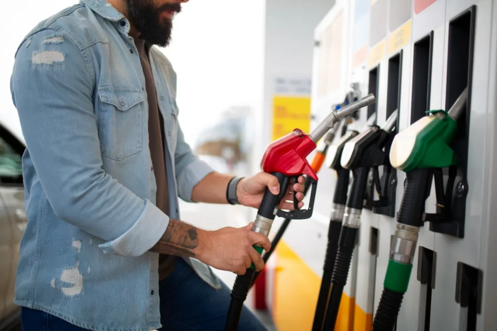 Surtidor de gasolina y diésel